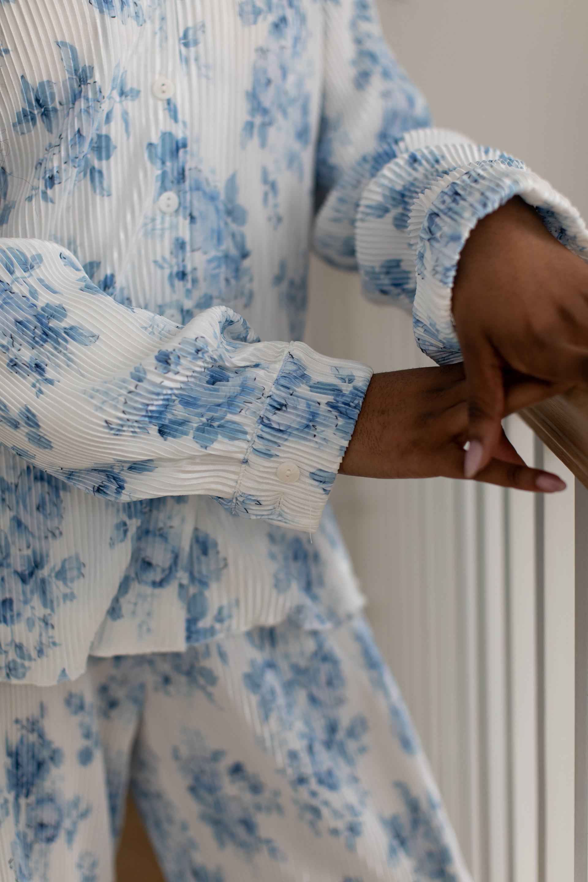 Waverles Pleated Pant Set in Blue Floral