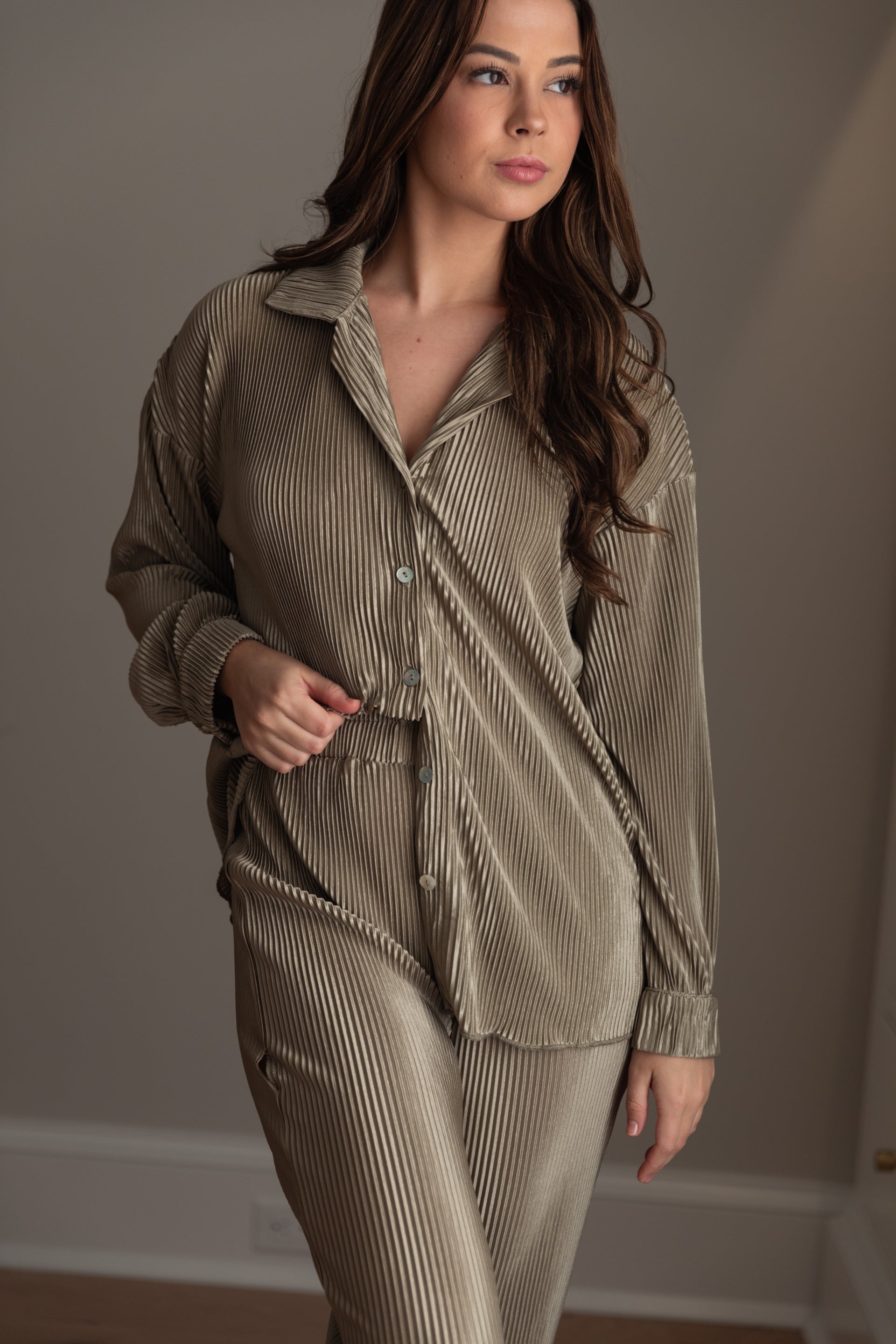 Waverles Pleated Pant Set in Sage