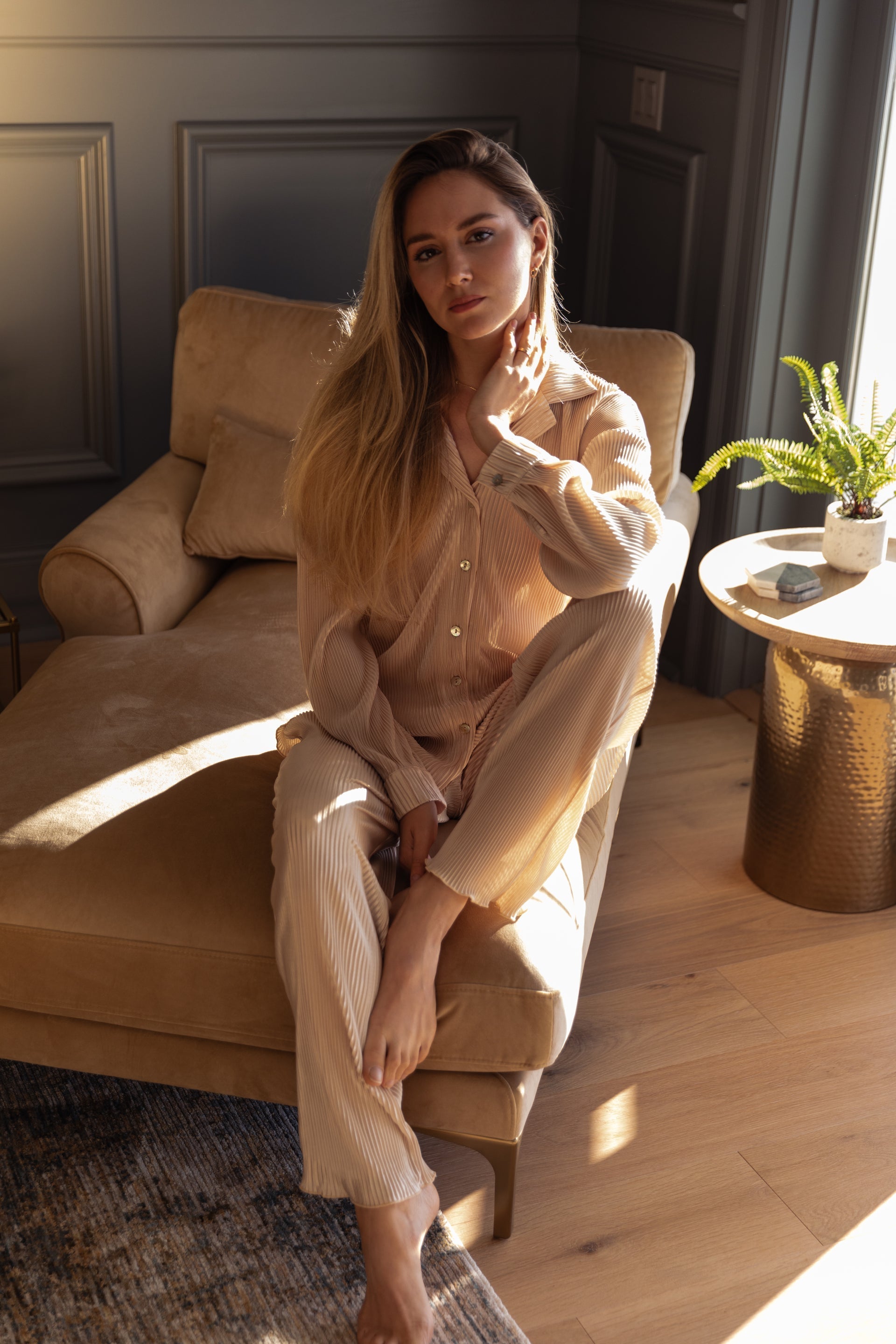 Waverles Pleated Pant Set in Champagne