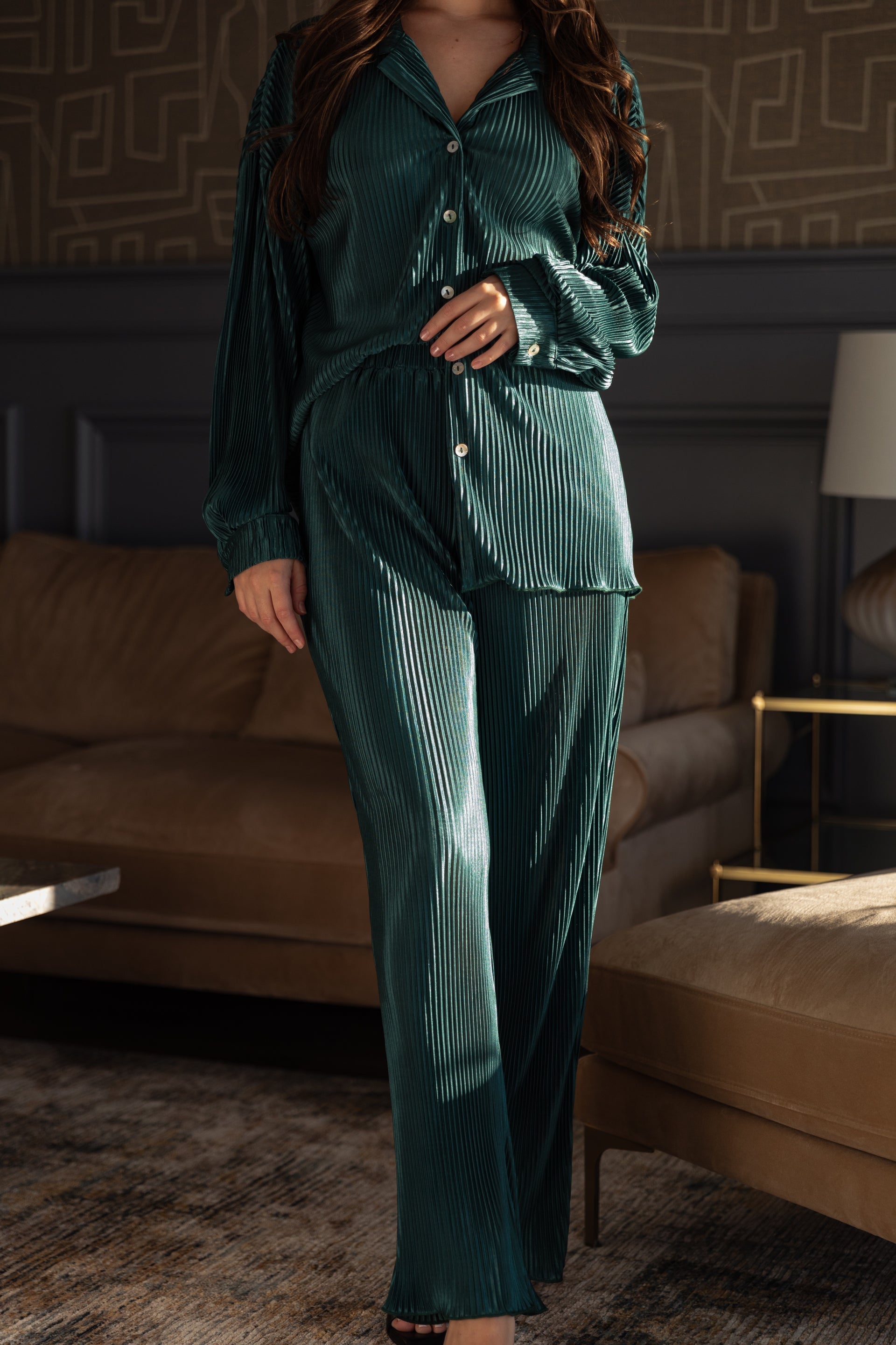 Waverles Pleated Pant Set in Evergreen