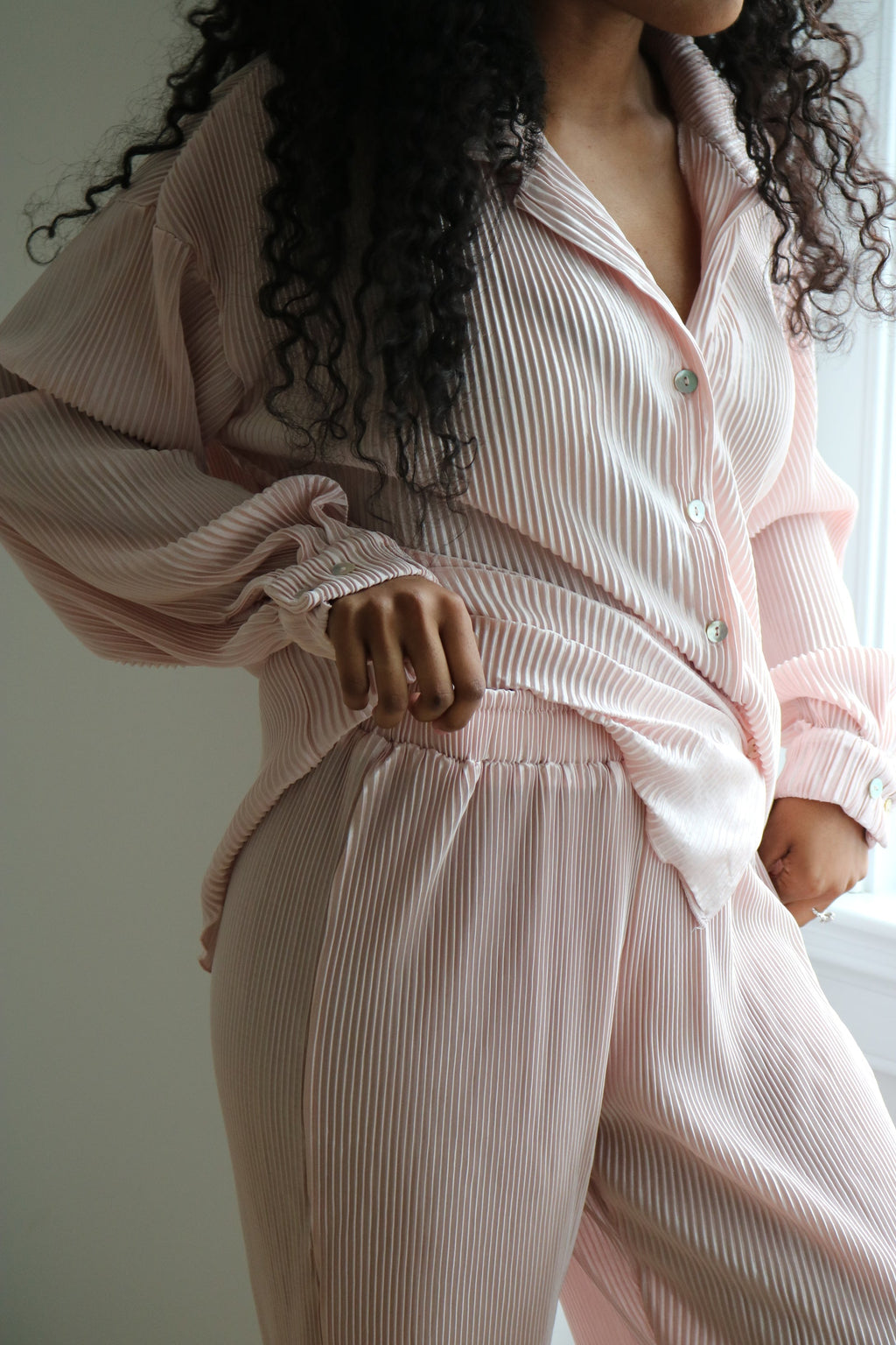 Waverles Pleated Pant Set in Blush